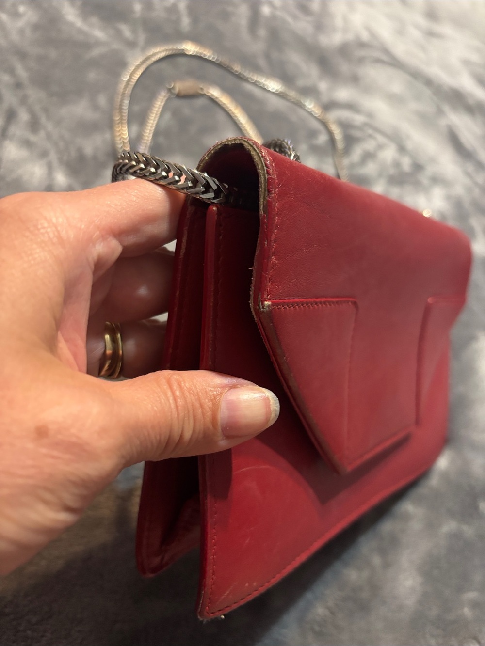 Saint Laurent Betty vintage Red Leather Crossbody Bag with Silver Chain - Picture 5 of 17